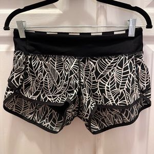 lulu lemon speed short 2.5
